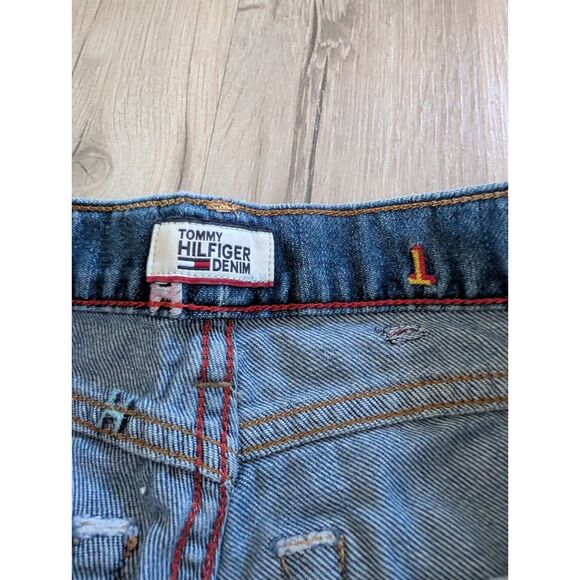 Tommy Hilfiger Women’s Embroidered Vintage Boyfriend Denim Jeans – Size 0 (A6) - Picture 9 of 13